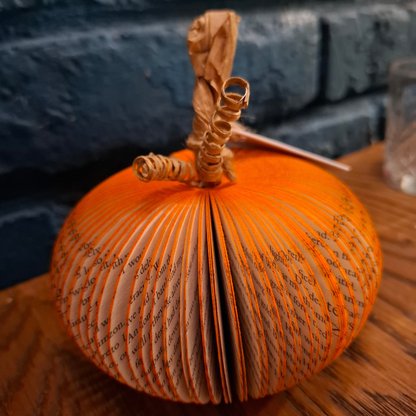 Set of 3 Pumpkin close-up detail