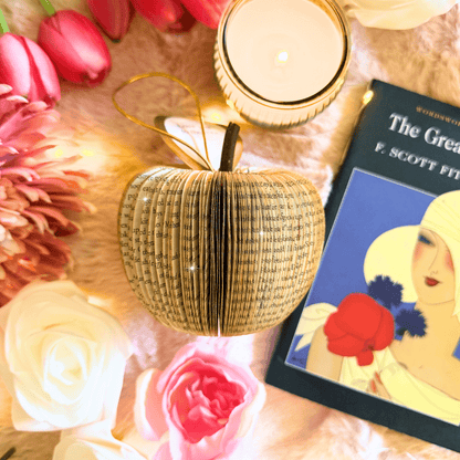 The Great Gatsby book apple presented in luxury gift box, ready for gifting