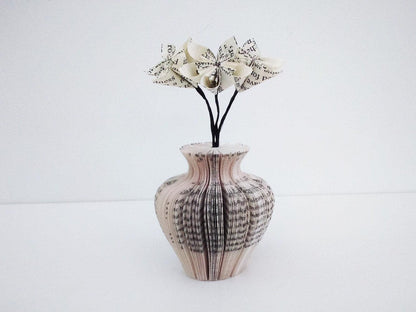 Mini Urn Vase and Flowers vase presented in luxury gift box ready for gifting